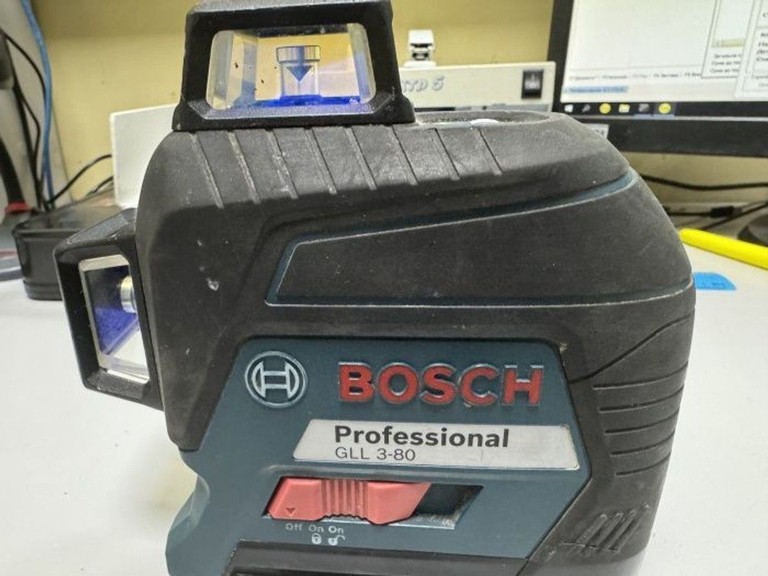 Купити Bosch gll 3-80 professional Б/У