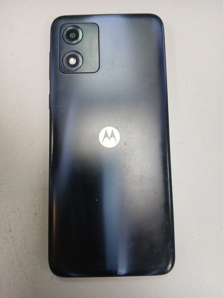 Дешево Motorola moto e13 8/128gb xt2345-3 з ломбарду