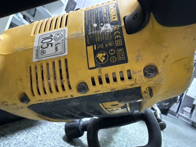 Распродажа Dewalt D25899K, продавец Техноскарб