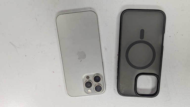 Apple iphone 16 pro max 256gb Код:01-201012263. Зображення 12