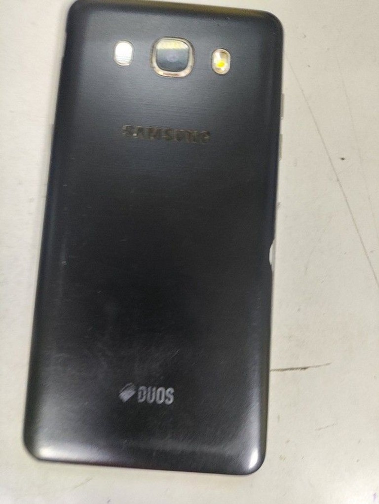 Дешиво Samsung galaxy j5 j510h с ломбарда