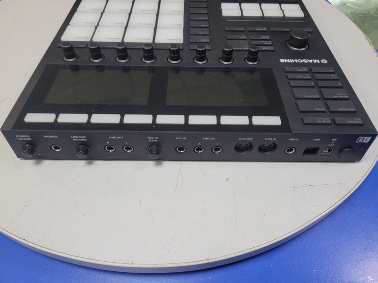Дешево Native instruments Maschine MK3 з ломбарду
