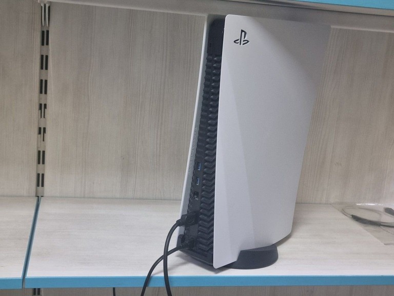 Дешево Sony PlayStation 5 825GB з ломбарду