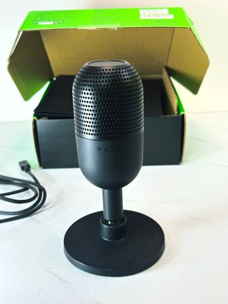 Купити Razer Seiren V3 Mini Black (RZ19-05050100-R3M1) Б/У