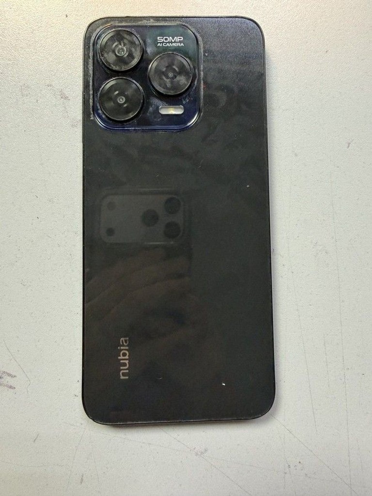 Дешево Zte Nubia V70 Design 8/128GB Green з ломбарду