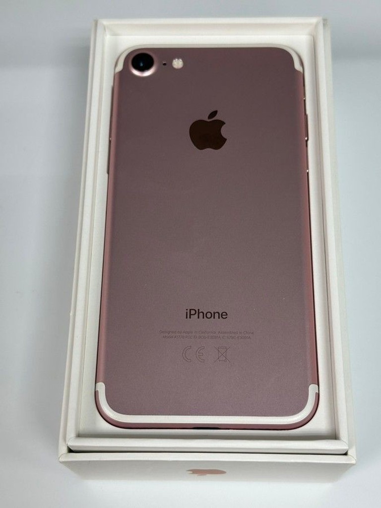 Дешево Apple iphone 7 32gb з ломбарду