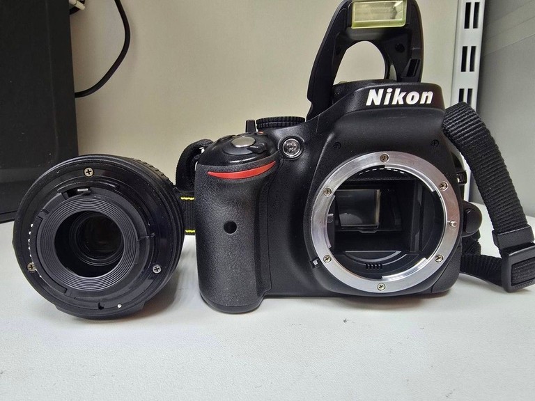 Nikon d5200 af-s nikkor 18-55mm 1:3.5-5.6g ii Код:01-201101648. Зображення 11