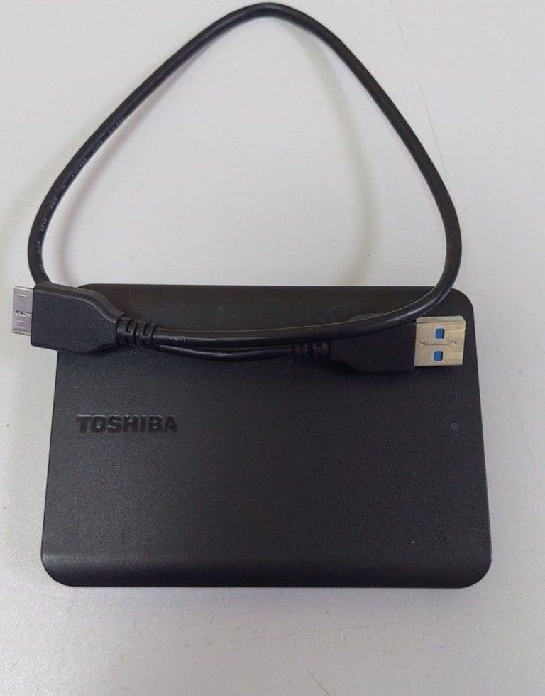 Розпродаж Toshiba canvio basics 2022 2 tb, продавець Техноскарб