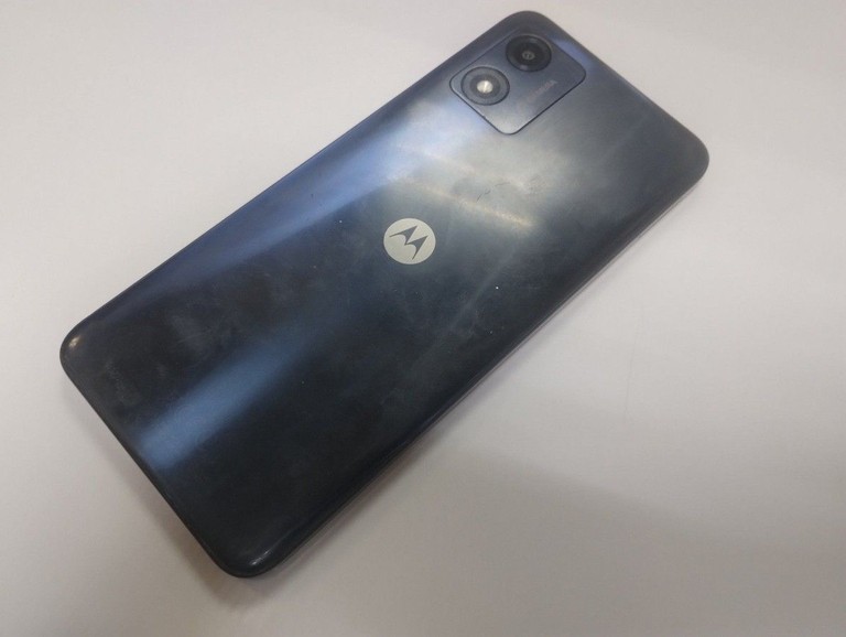 Объявление Motorola moto e13 2/64gb Б/У