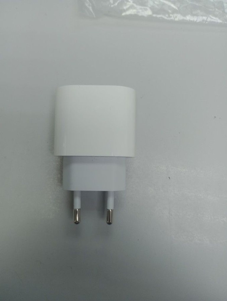 Купити Apple a2347 Б/У