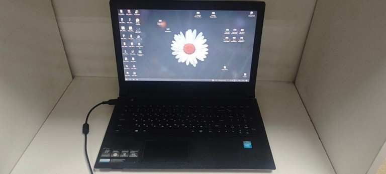 Купить Lenovo 15/celeron n2830 ddr3/4gb ddr3/hdd 320 gb/ssd *відсутній/*інтегрована Б/У
