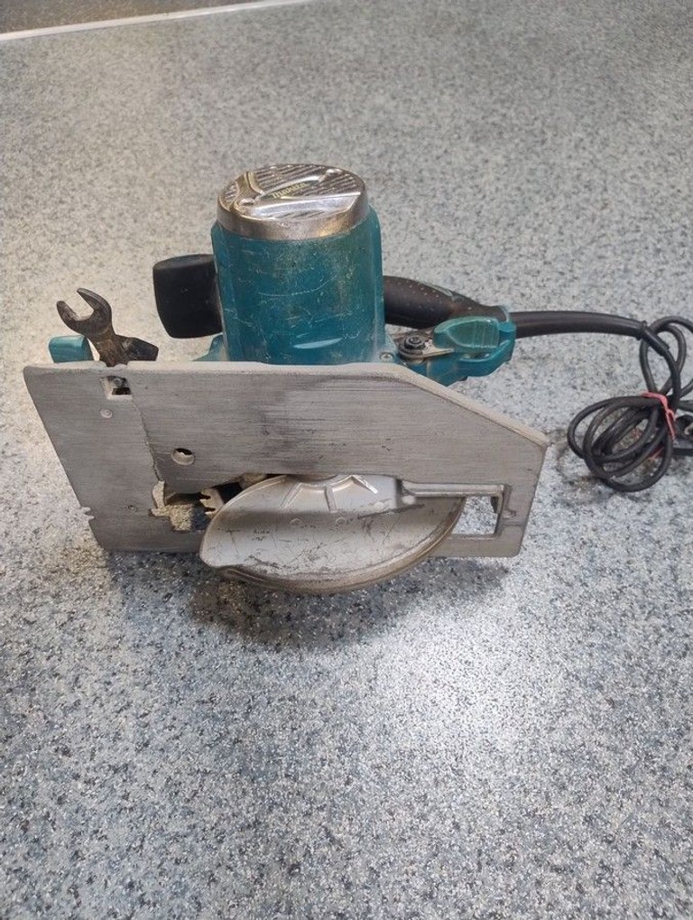 Розпродаж Makita 5008MG, продавець Техноскарб