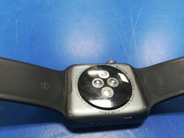 Apple watch series 2 sport 42mm aluminum case