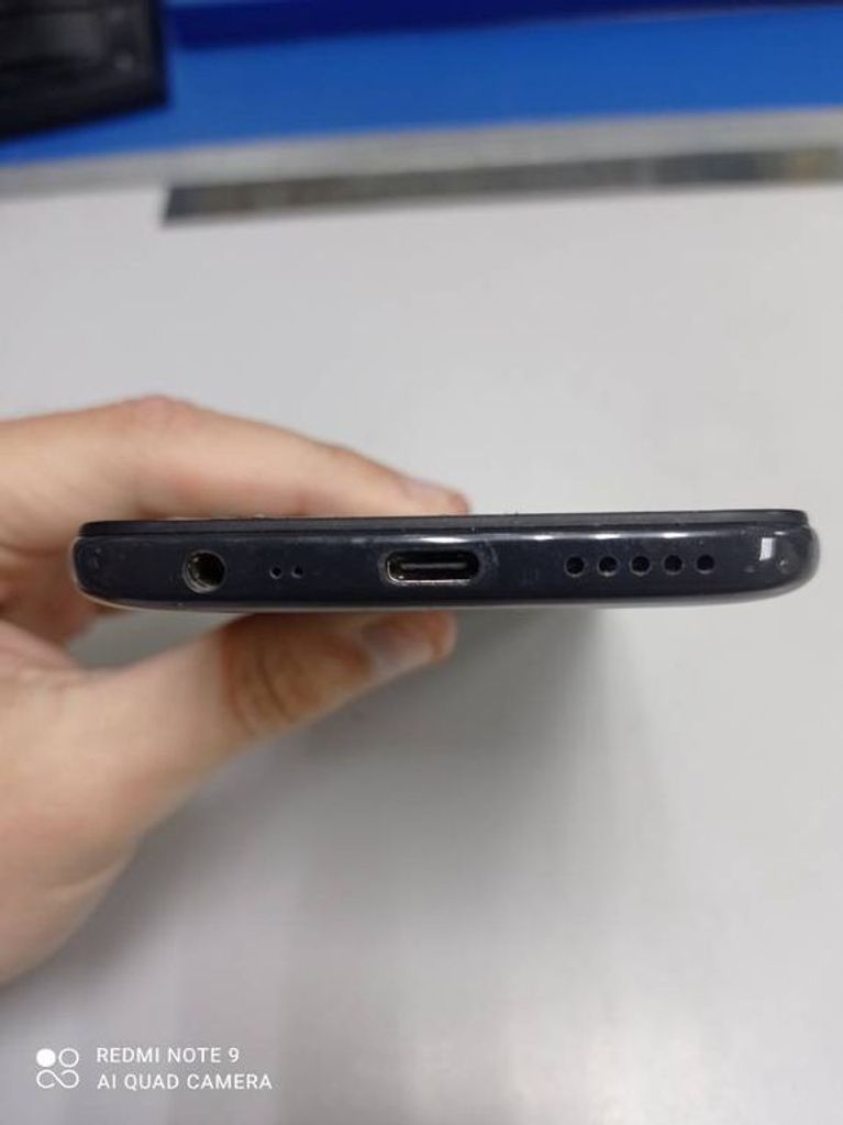 Оголошення Xiaomi Redmi 8 3/32GB Blue Б/У