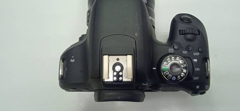 Дешево Canon eos rebel t7i canon ef-s 18-55mm f/3.5-5.6 is ii з ломбарду