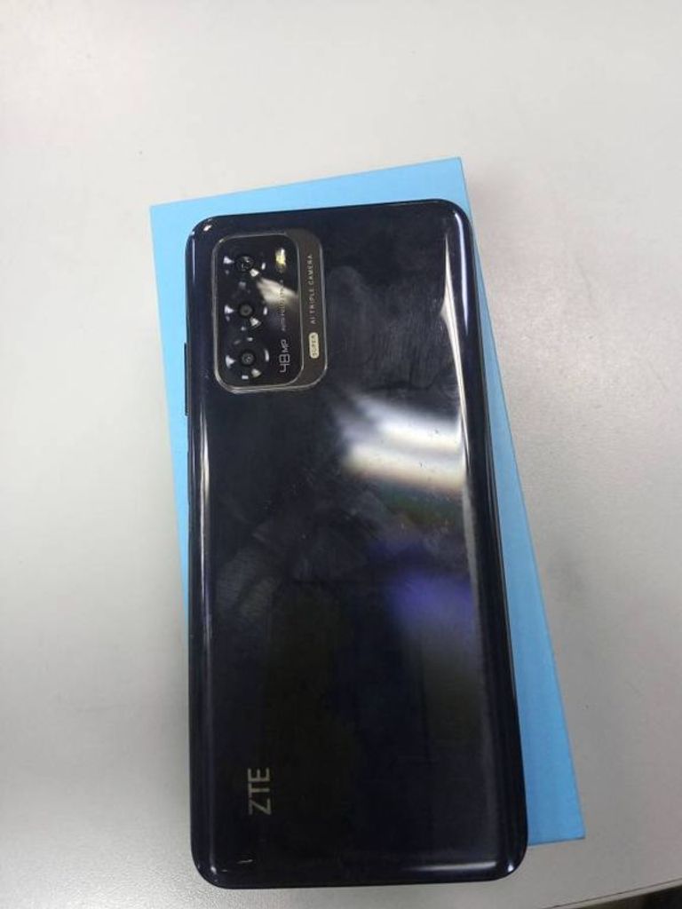 Объявление Zte Blade V40 6/128GB Green Б/У