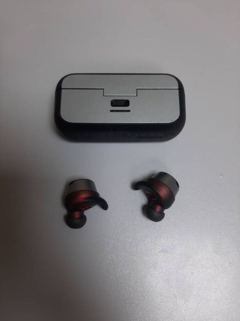 Оголошення Jbl reflect flow Б/У