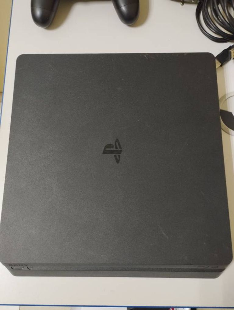 Оголошення Sony PlayStation 4 Slim 1TB Black Б/У