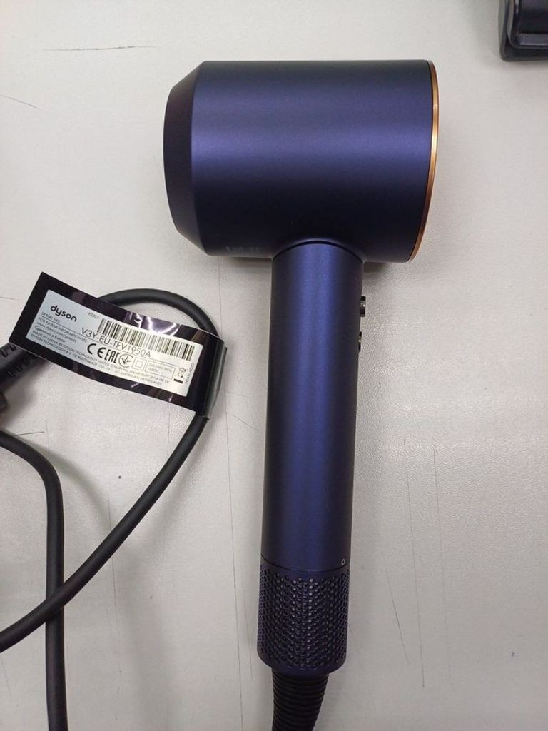 Купити Dyson hd07 supersonic iron Б/У