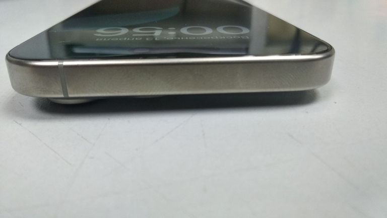 Apple iphone 15 pro max 256gb Код:01-200472348. Изображение 8