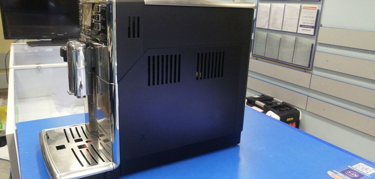 Розпродаж Saeco PicoBaristo Deluxe (SM5570/10), продавець Техноскарб