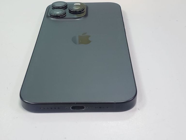 Apple iphone 16 pro max 256gb Код:01-200602426. Изображение 17