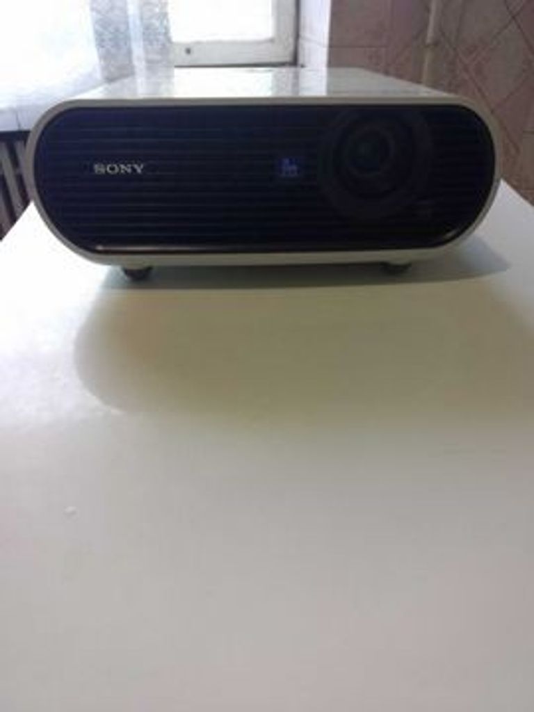 Купити Sony VPL-EW5 Б/У