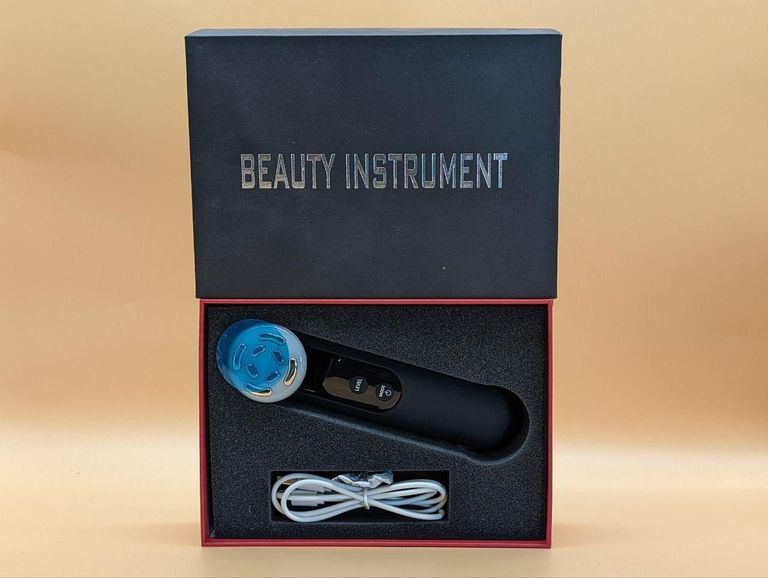 Багатофункціональний косметичний інструмент RF і EMS, що омолоджує шкіру, світлодіодна світлотерапія. Новий. Код:null. Зображення 6