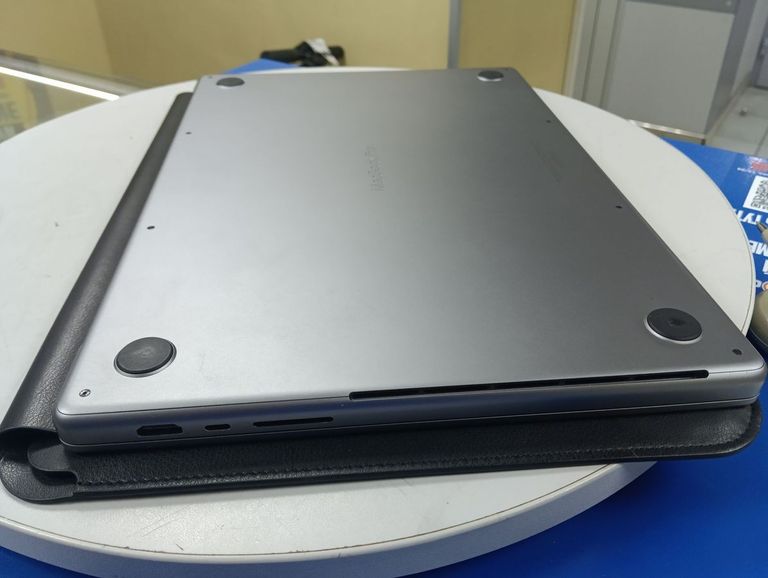 Apple MacBook Pro 16" Space Gray 2021 (Z14W00105, Z14V0016H) Код:01-200753248. Изображение 9