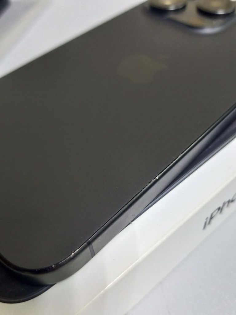 Розпродаж Apple iPhone 15 Pro 1TB eSIM White Titanium, продавець Техноскарб