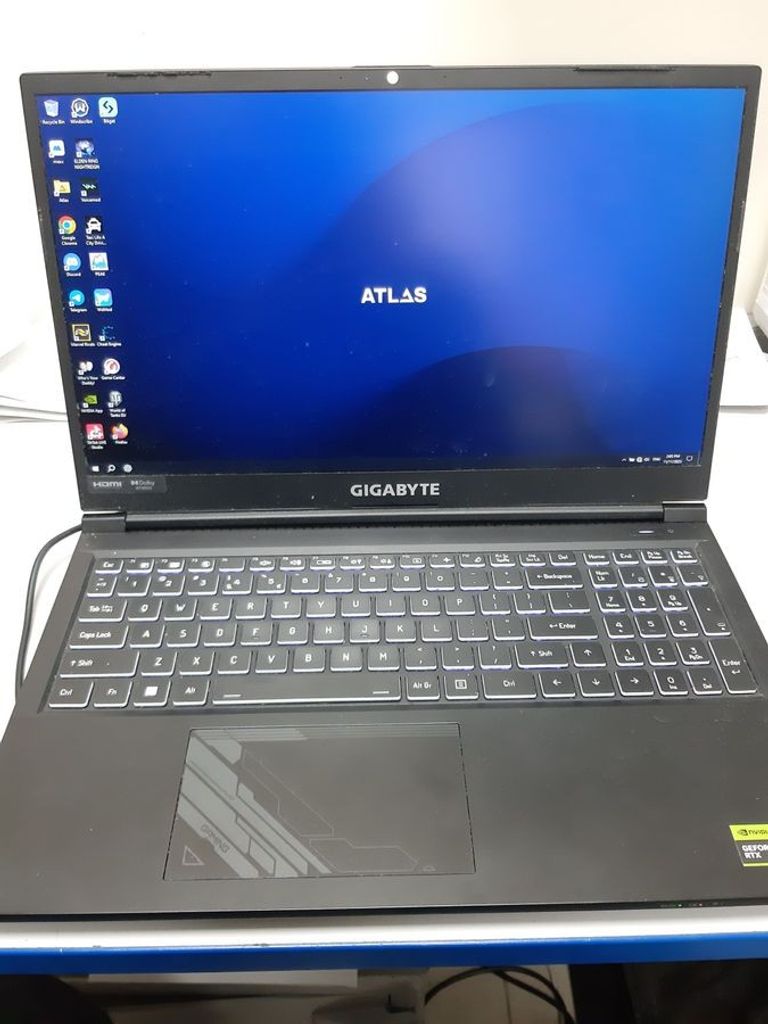 Купить Gigabyte 15/core i7-13620h ddr5/16gb ddr4/hdd *відсутній/ssd 240 gb/geforce rtx4050 6gb Б/У