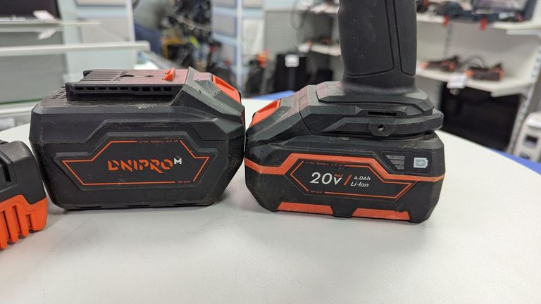 Оголошення Dnipro-M dtd-200 2акб 4ah зп Б/У