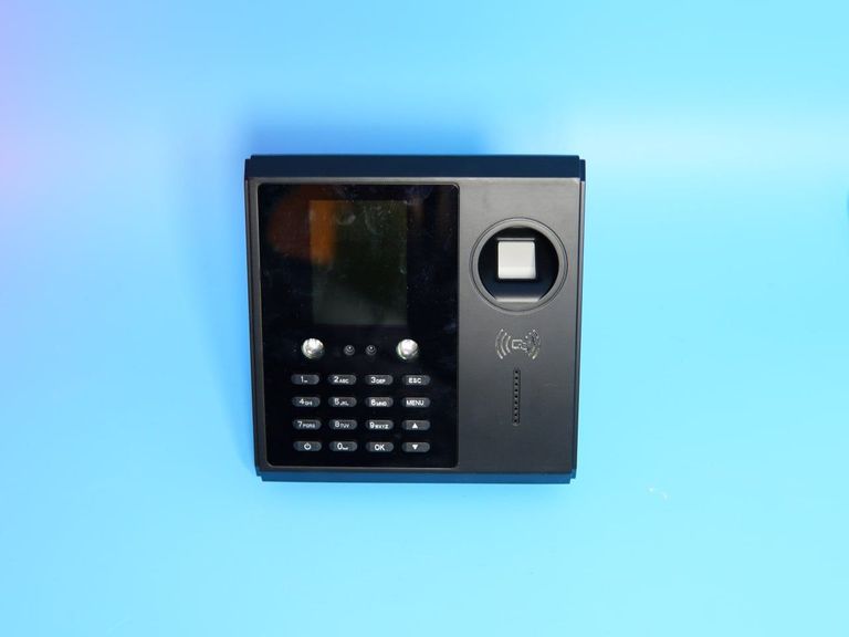 Дешево Bisofice F16 з ломбарду