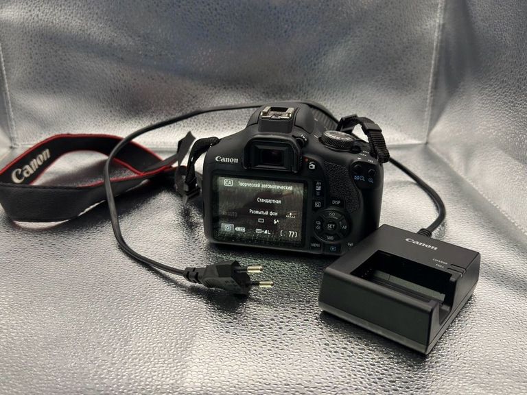 Canon eos 2000d+ef 70-300mm f/4.0-5.6 is usm Код:01-200790905. Изображение 8