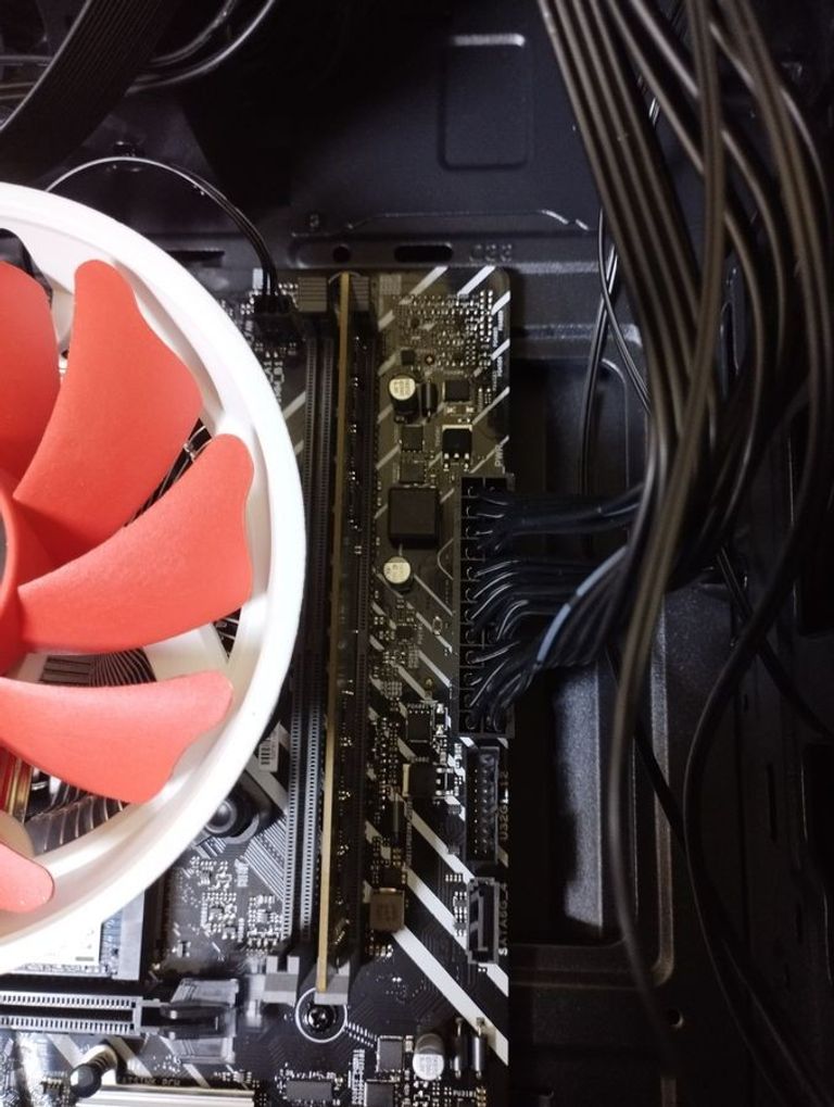 Пк intel core i3-12100/ram 16 gb/hdd 1000 gb/ssd відсутній/інтегрована Код:01-200794504. Изображение 8