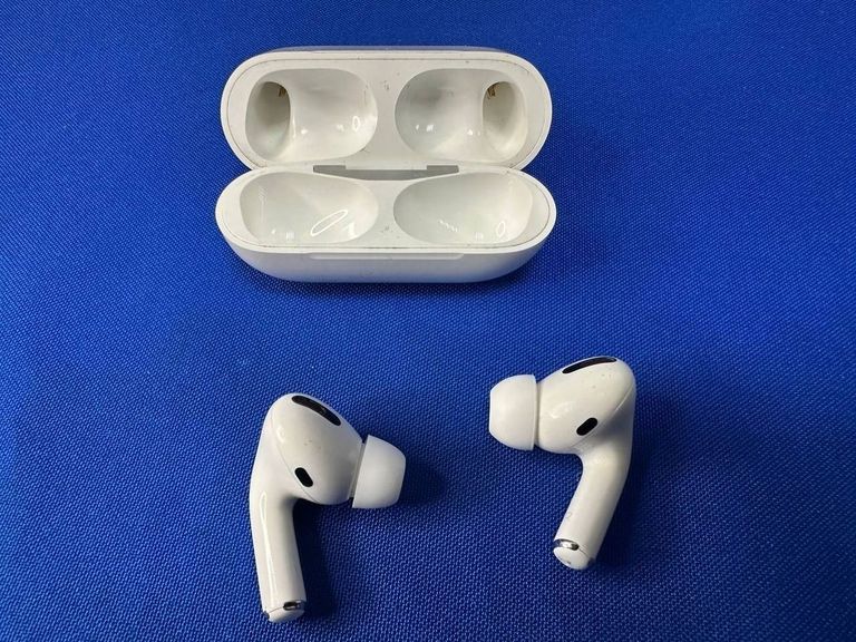Дешиво Apple AirPods Pro (MWP22) с ломбарда