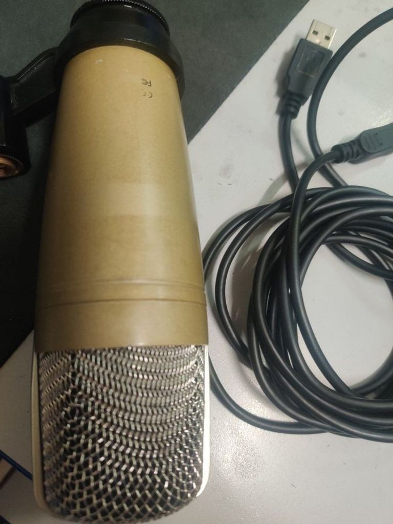 Купить Behringer c-1u Б/У