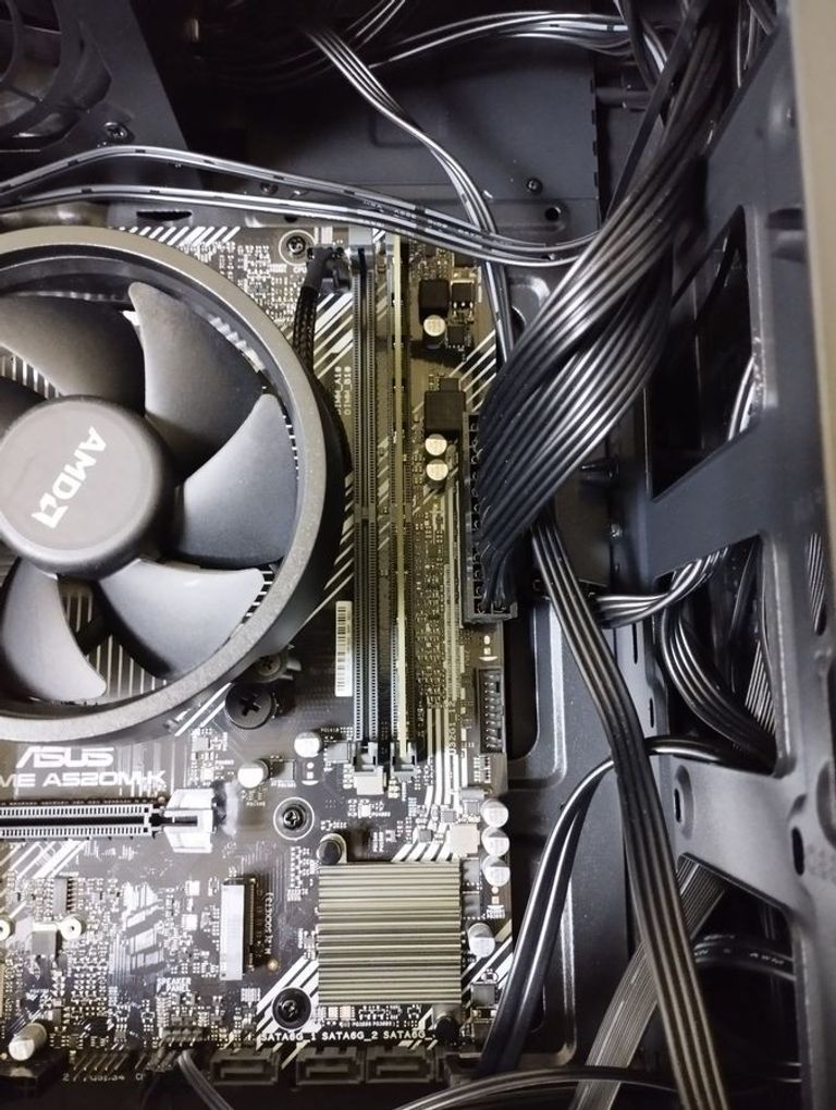 Пк amd ryzen 5 5500/ram 16 gb/hdd відсутній/ssd 240 gb/інтегрована Код:01-200807945. Изображение 10