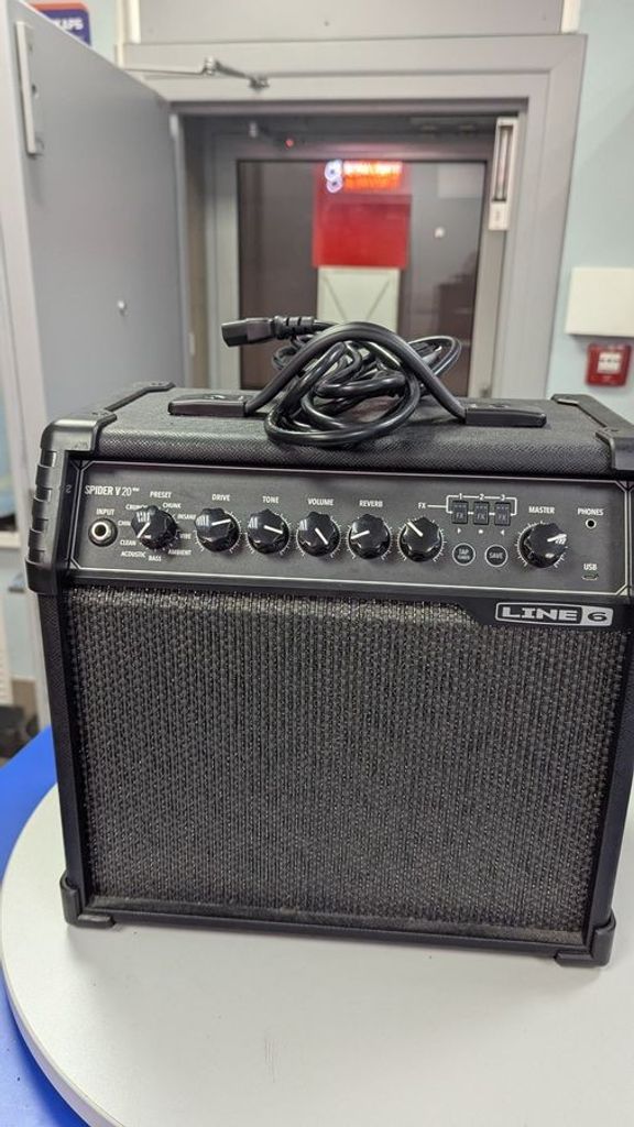 Купити Line 6 spider v 20 mkii Б/У