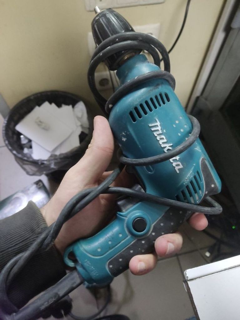 Оголошення Makita 6413 Б/У