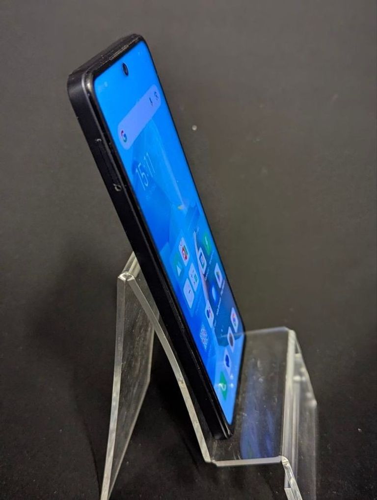 Дешево Infinix hot 30 x6831 8/256gb з ломбарду