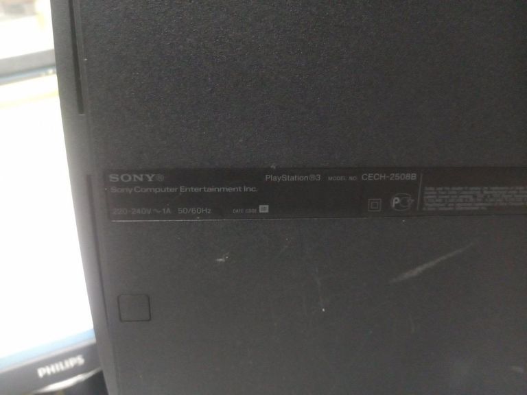 Купити Sony playstation 3 slim 320gb Б/У