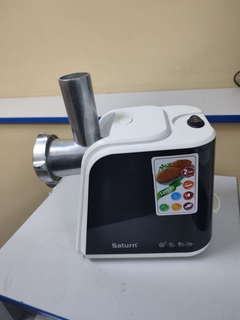 Купити Saturn st-fp7099 Б/У