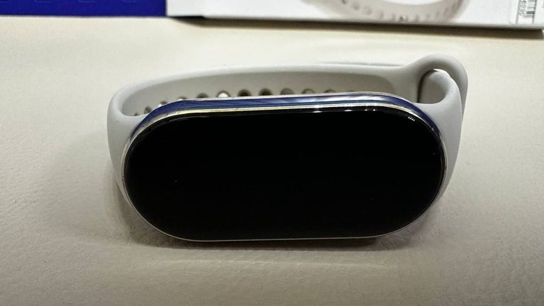 Xiaomi Mi Smart Band 8 Gold (BHR7161CN) Код:18-000093546. Изображение 6