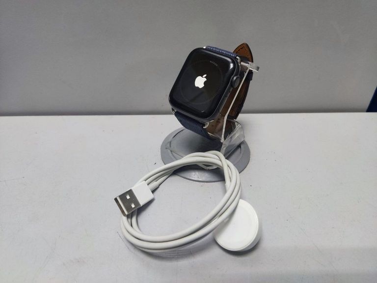 Apple watch series 4 gps 44mm aluminium case Код:01-200835695. Зображення 11