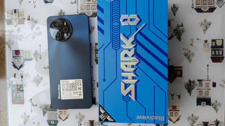 Купити Blackview Shark 8 8/128GB Black Б/У