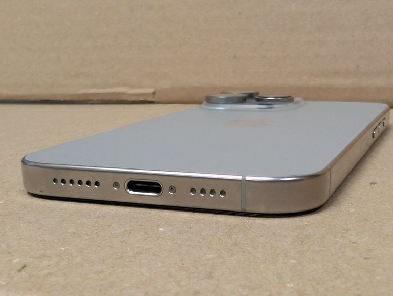 Apple iphone 16 pro max 256gb Код:01-200856184. Зображення 7