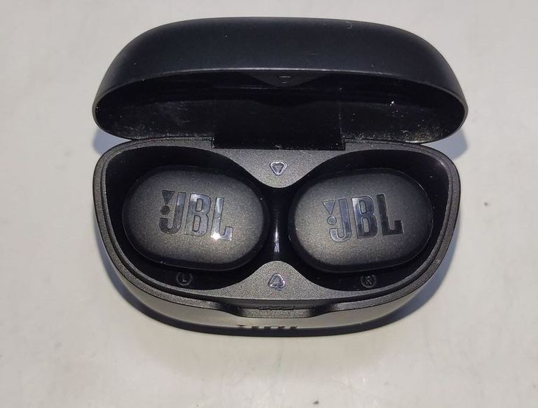 Оголошення Jbl tune buds Б/У