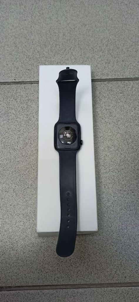 Дешево Apple watch se 2 gps 44mm aluminium case з ломбарду