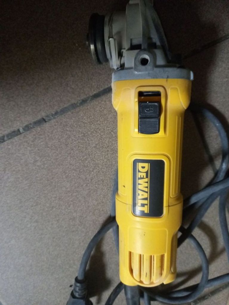 Розпродаж Dewalt dwe4157-qs, продавець Техноскарб